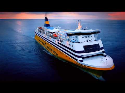 Traversée Corsica Ferries vue du ciel par drone